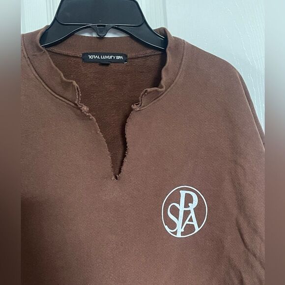 Total Luxury Spa Brown Monogram Sweatshirt size M - Picture 5 of 8